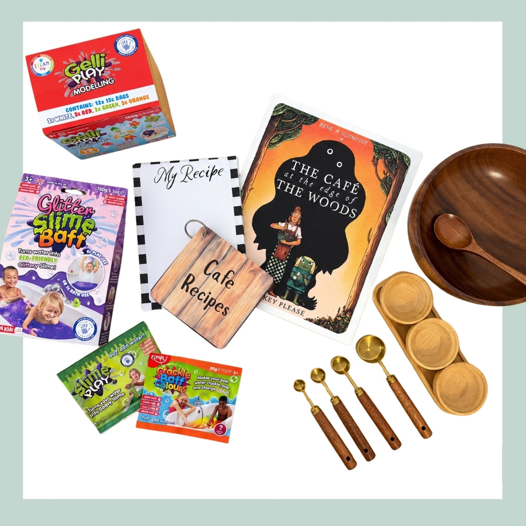 The Café at the Edge of the Woods | Exclusive Story & Play Christmas Gift Box