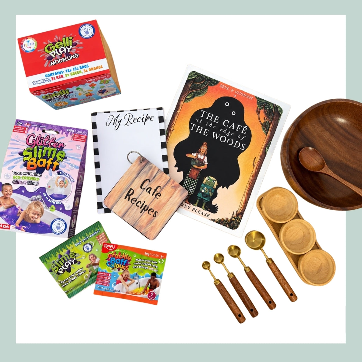 The Café at the Edge of the Woods | Exclusive Story & Play Christmas Gift Box